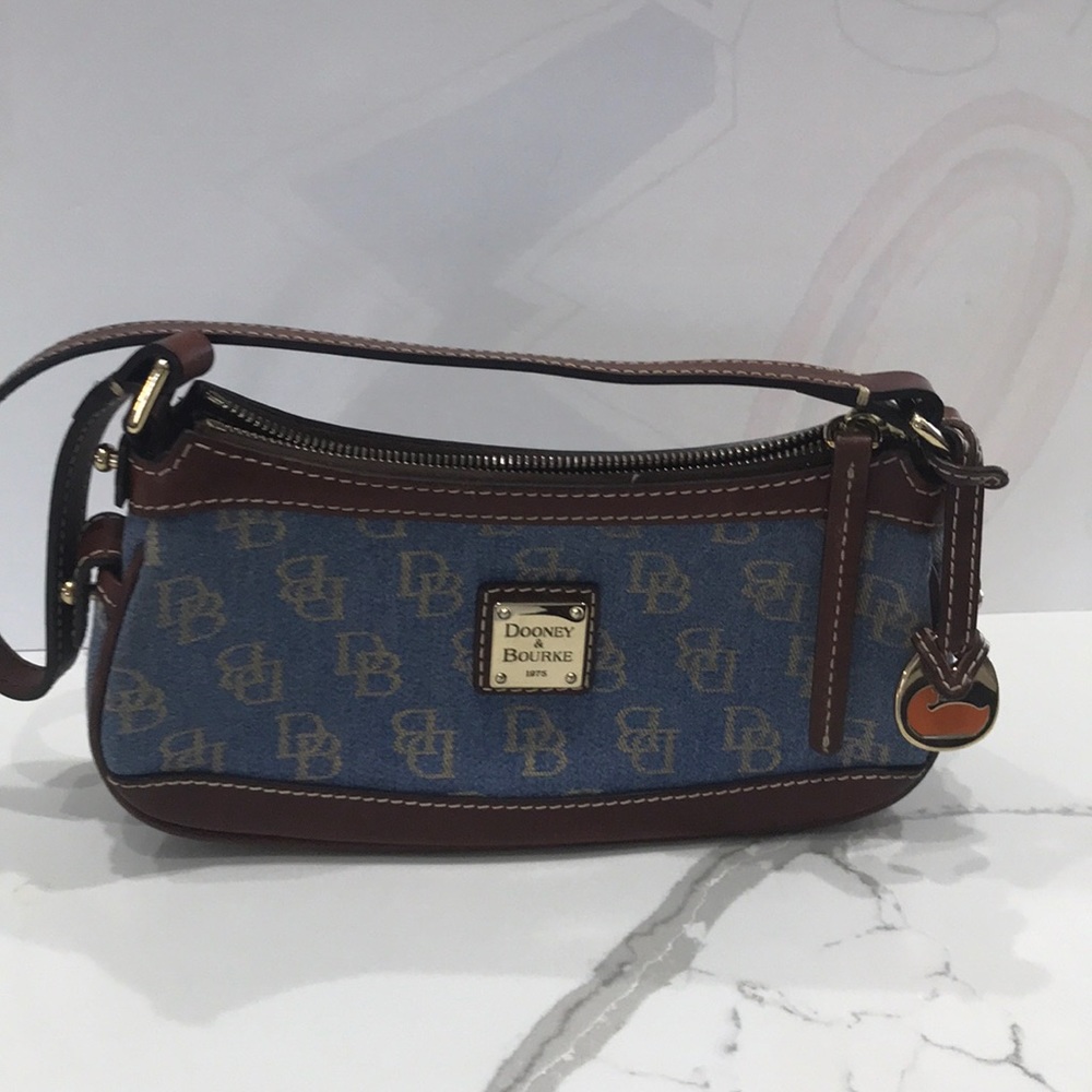 Dooney & Bourke Handbag